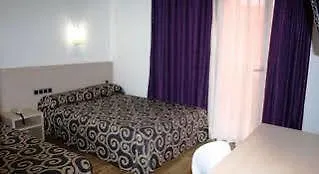Tossa Hotel